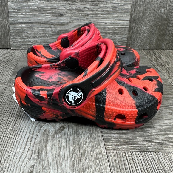 CROCS Other - Crocs‎ Classic Marbled Clog Kids Size C5 Red Black Swirl Slip On NEW